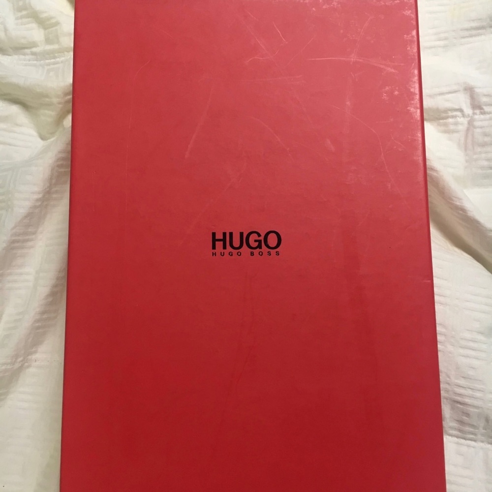 HUGO BOSS Gold Chrome Pumps